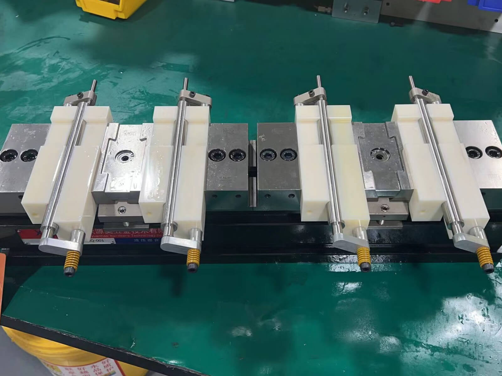 客户案例：钳口定制2